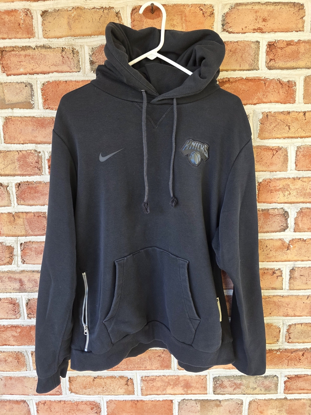 Nike Black NBA Knicks Pullover Hoodie